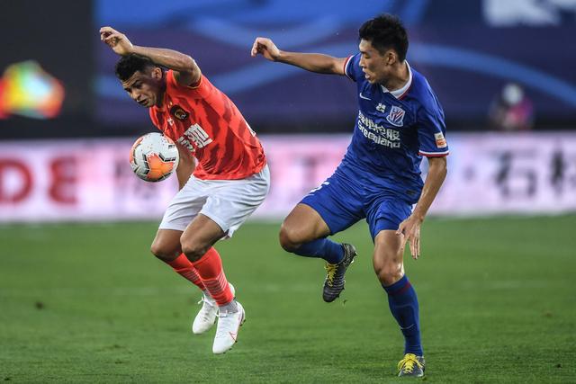 世界杯-奥亚萨瓦尔点射波罗破门 西班牙2-0法国进决赛